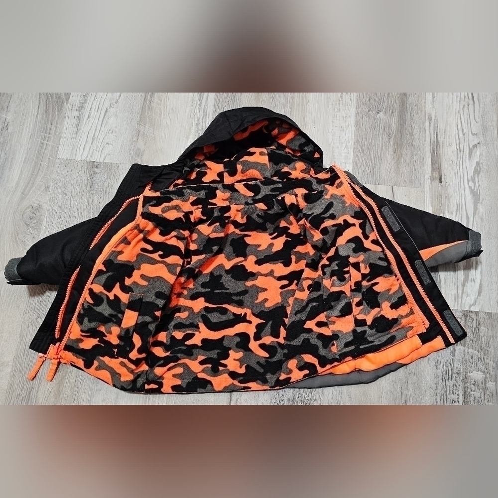 Size 2T | Wonder Kids 3-in-1 Orange/Gray Camo Zippered Jacket - Picture 4 of 8
